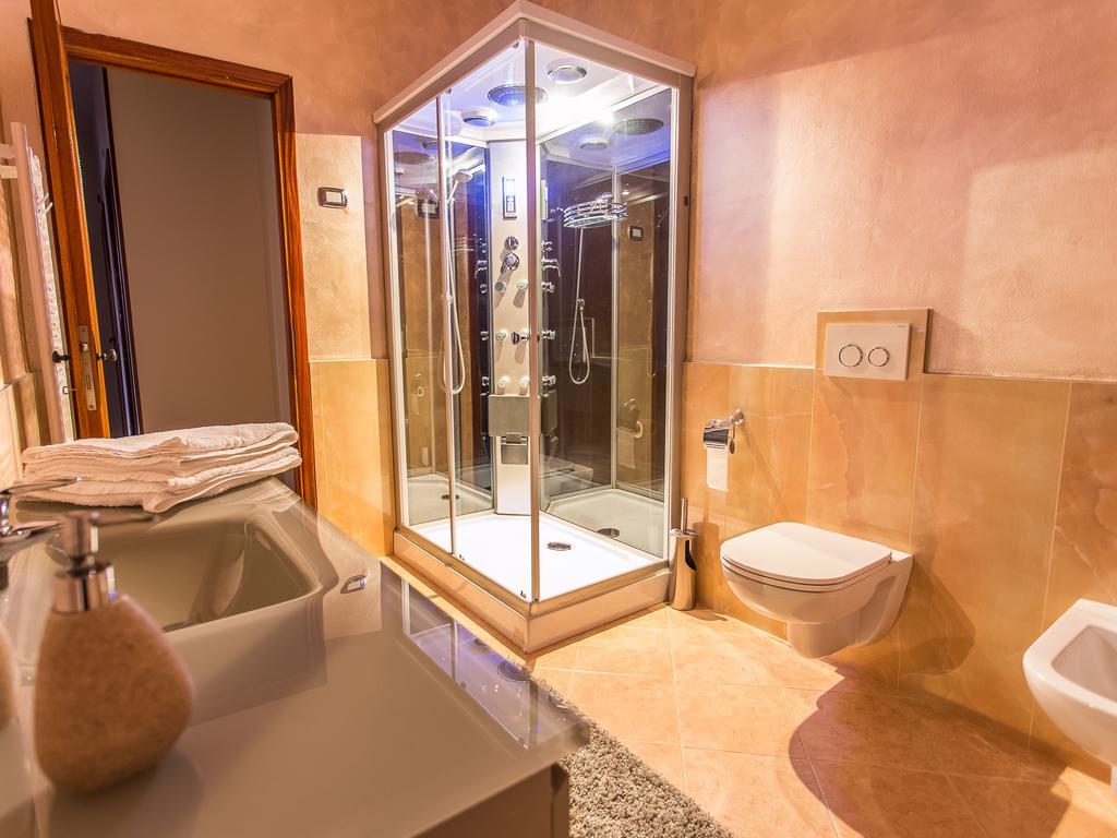 Lm House Apartment Lonato Cameră foto