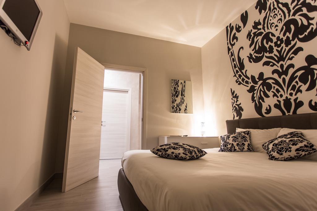 Lm House Apartment Lonato Exterior foto