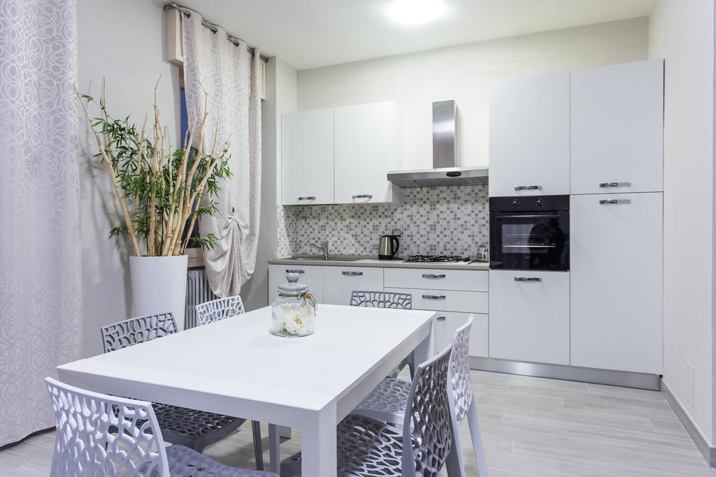 Lm House Apartment Lonato Exterior foto